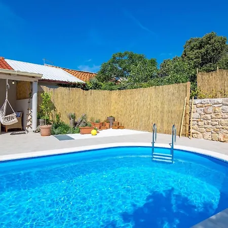 Hébergement de vacances Fjaka Rab *