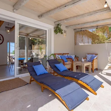 Hébergement de vacances Fjaka Rab